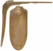 French Type D Buttplate, wax cast brass

Overall length 4-7/8", width 1-15/16", comb 5"